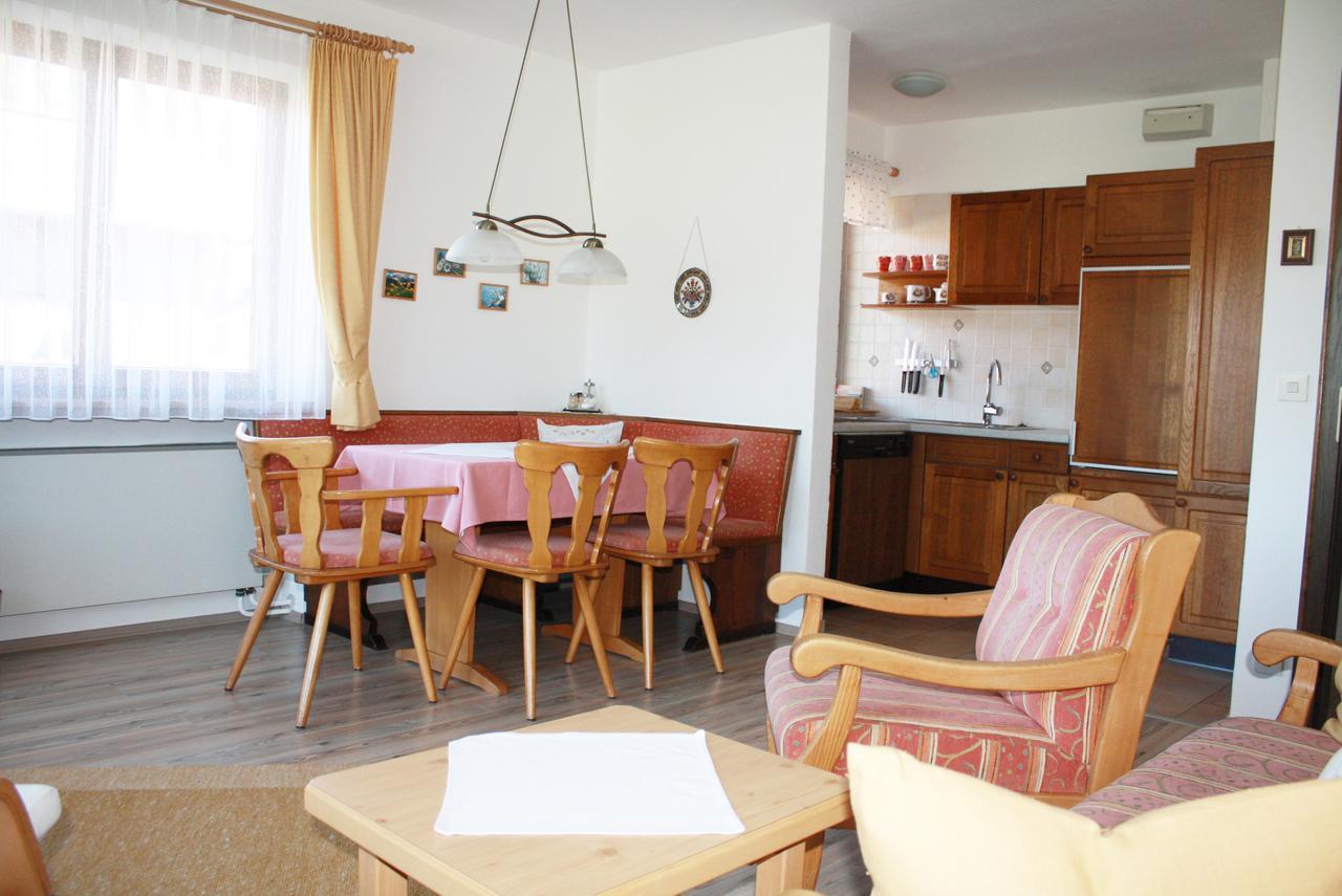 Haus Vierjahreszeiten ريت ام وينكل المظهر الخارجي الصورة